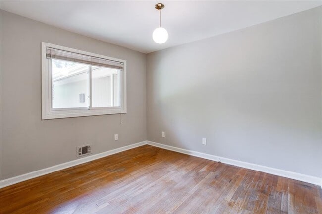 Building Photo - 1863 Merrimac Ct NE