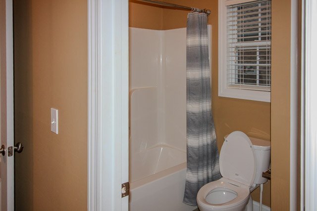 Building Photo - 116 Mallard Cove Dr