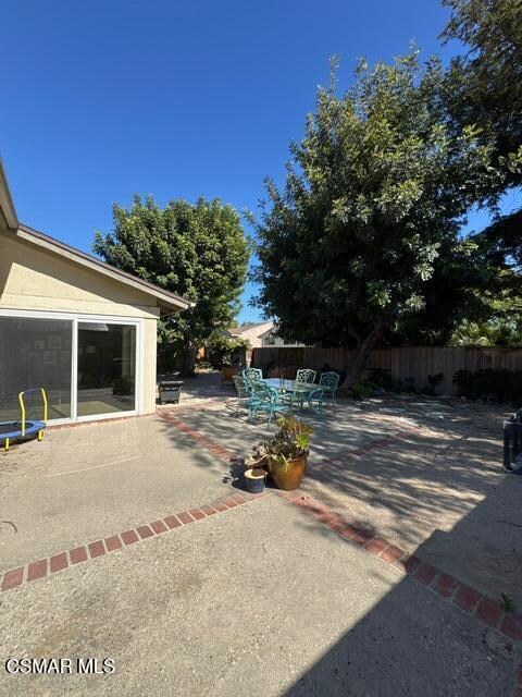 Building Photo - 1830 Pepper Tree Ct