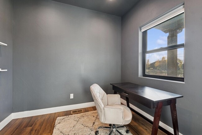 Building Photo - Whitefish Home in The Lakes