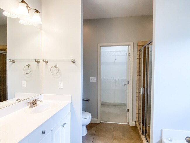 Building Photo - 22844 Rimbred Ct