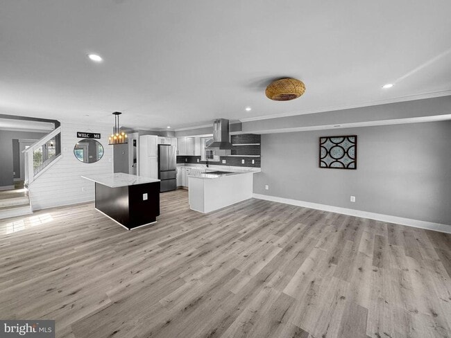 Primary Photo - 5946 2nd St