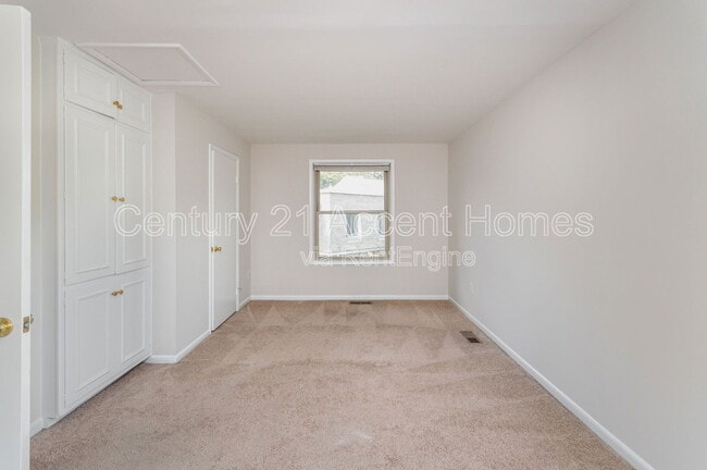 Building Photo - 1746 Dogwood Dr