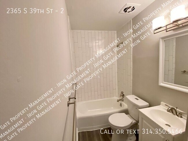 Building Photo - 2365 S 39th St