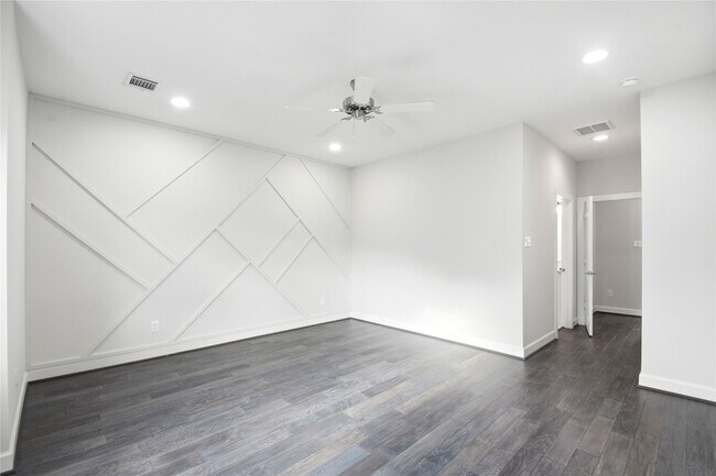 Building Photo - 849 Fisher St