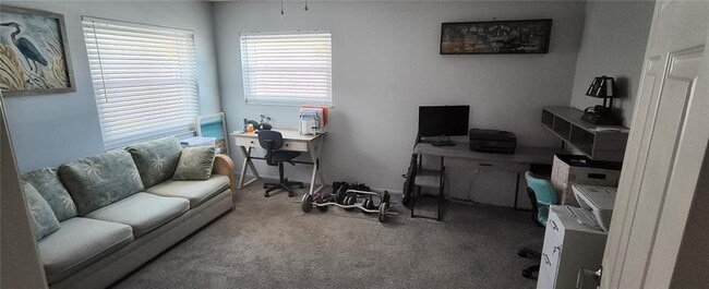 Building Photo - 824 Devon Rd