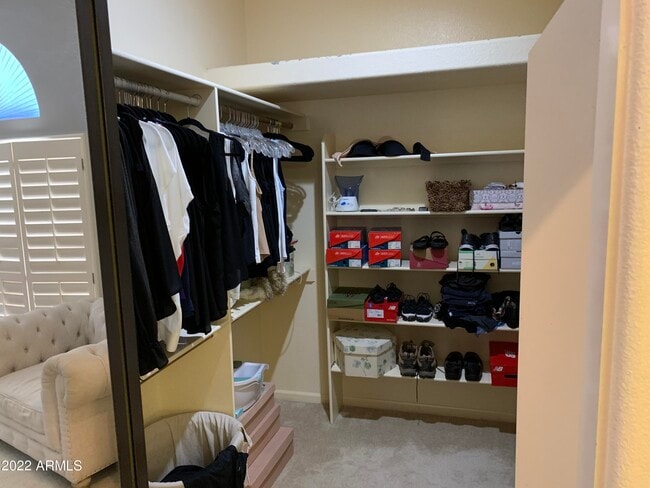 Building Photo - 6283 W Lone Cactus Dr