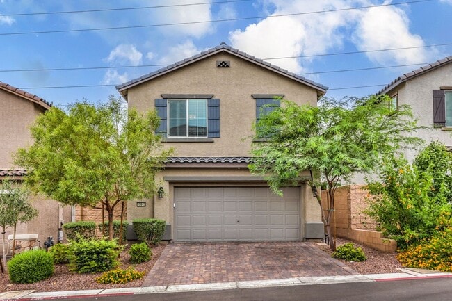Building Photo - Stunning Skye Canyon Home in gated community with Loft & Upgrades