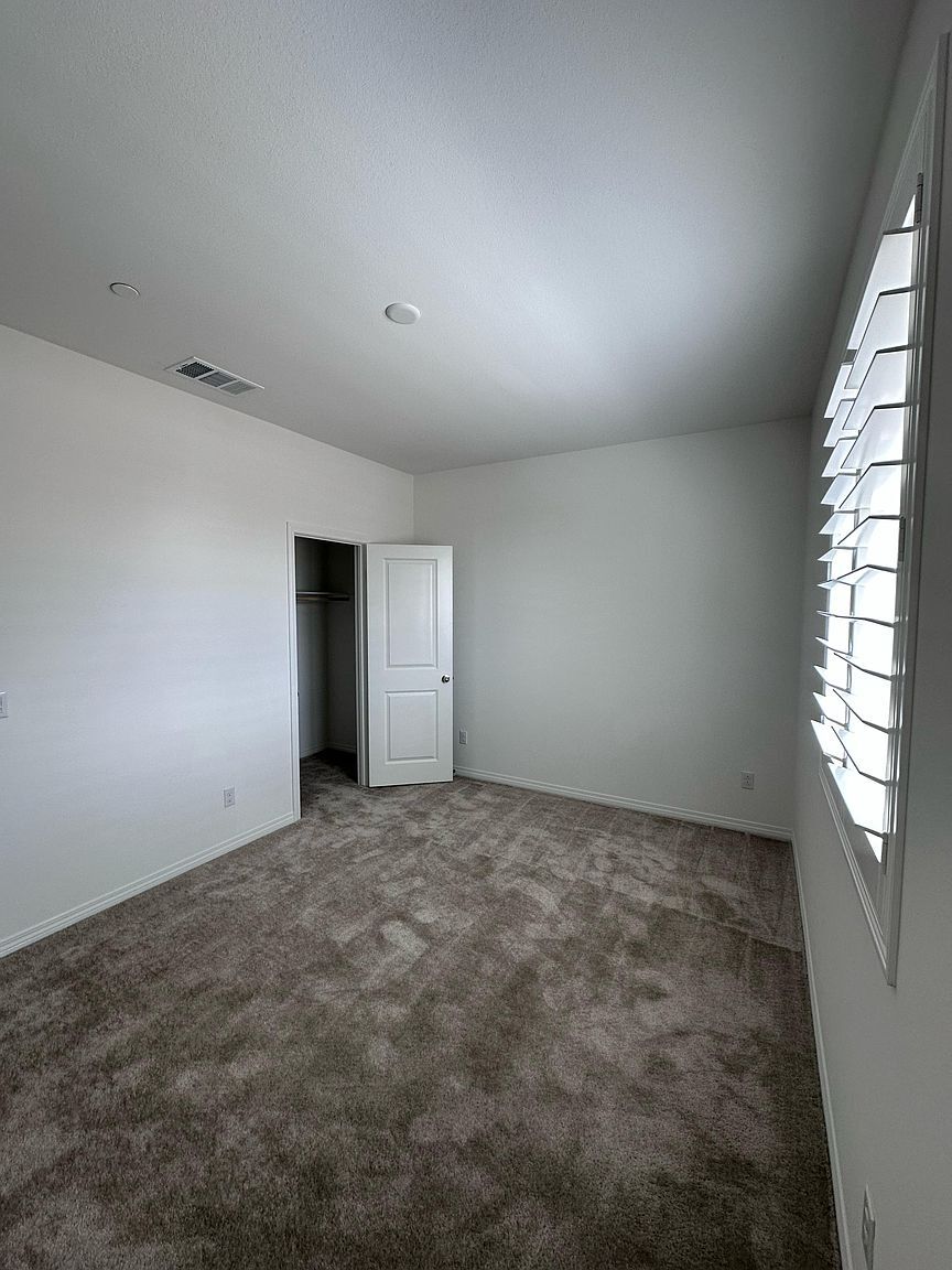 Building Photo - 30272 Truckee Cir