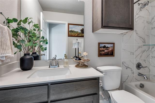 Building Photo - 10636 Enchanted Rock Wy