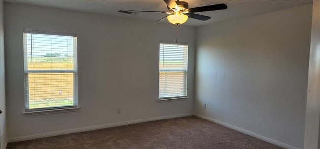 Building Photo - 18312 Speculator Ln