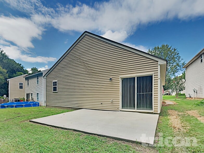 Building Photo - 8422 Wallace Glen Dr