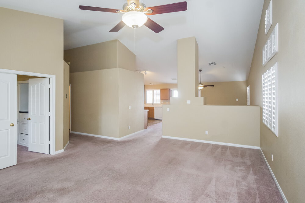 Building Photo - 245 Amber Light Ct