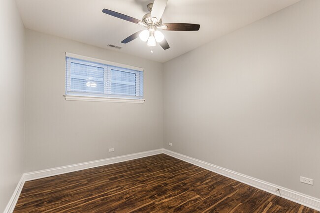 Building Photo - 4017 N Monticello Ave