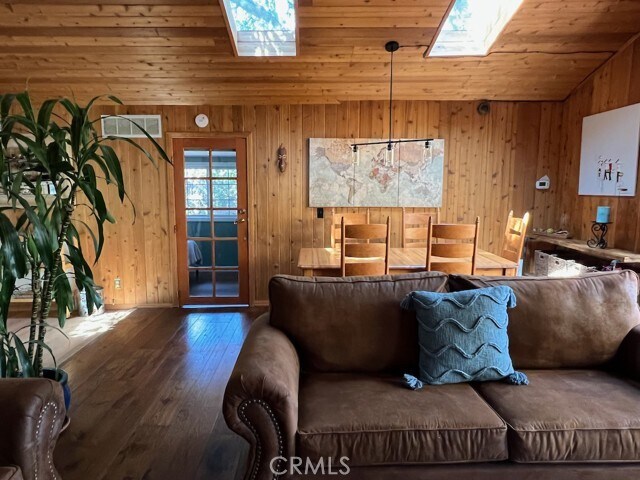 Building Photo - 456 S Skyline Dr