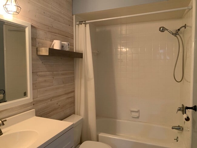Building Photo - Well maintained townhome in Winter Park