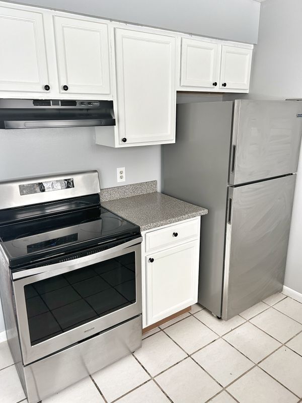 Building Photo - 20137 Cumberland Ct