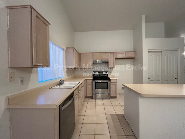 Building Photo - 21228 N 88th Ln