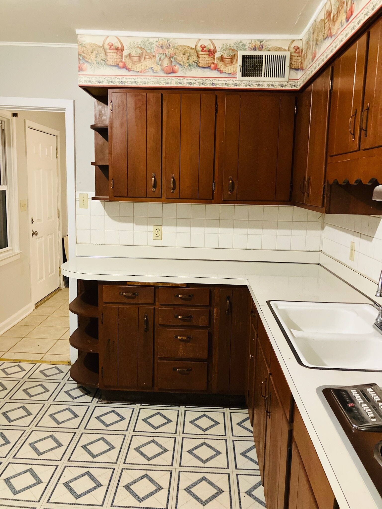 Building Photo - 2633 Knox Ave