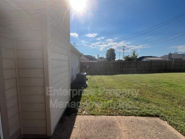 Building Photo - 3931 Long Creek Rd