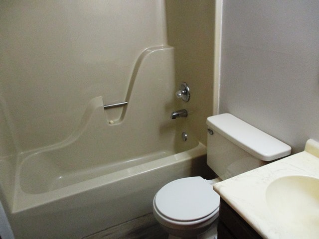 Building Photo - 1600 Northbrook Dr