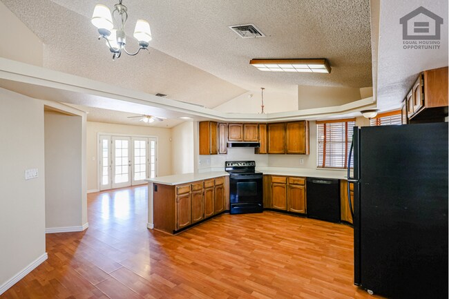 Building Photo - 3Bed/2Bath House at 59th Ave/Union Hills! Ready for Immediate Move-In!