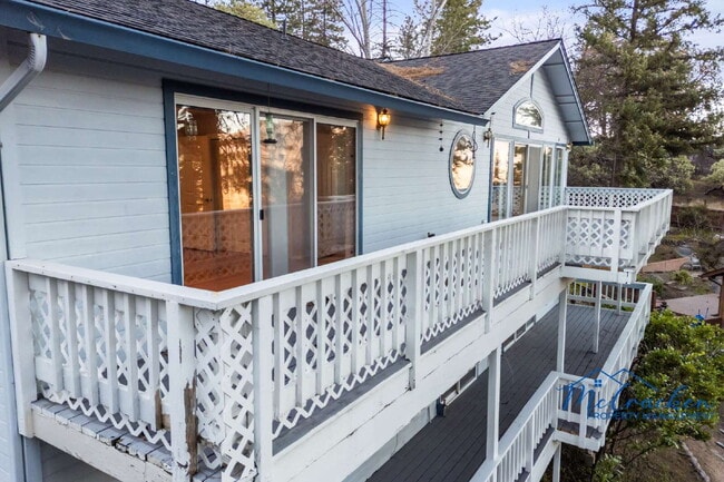 Building Photo - 525 Ashland Loop Rd