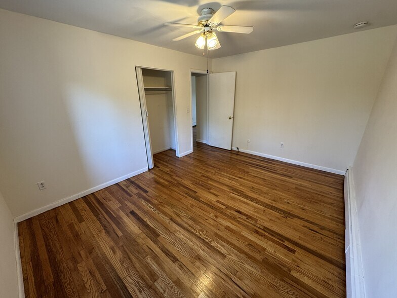 Building Photo - 56 Myrtle Ave