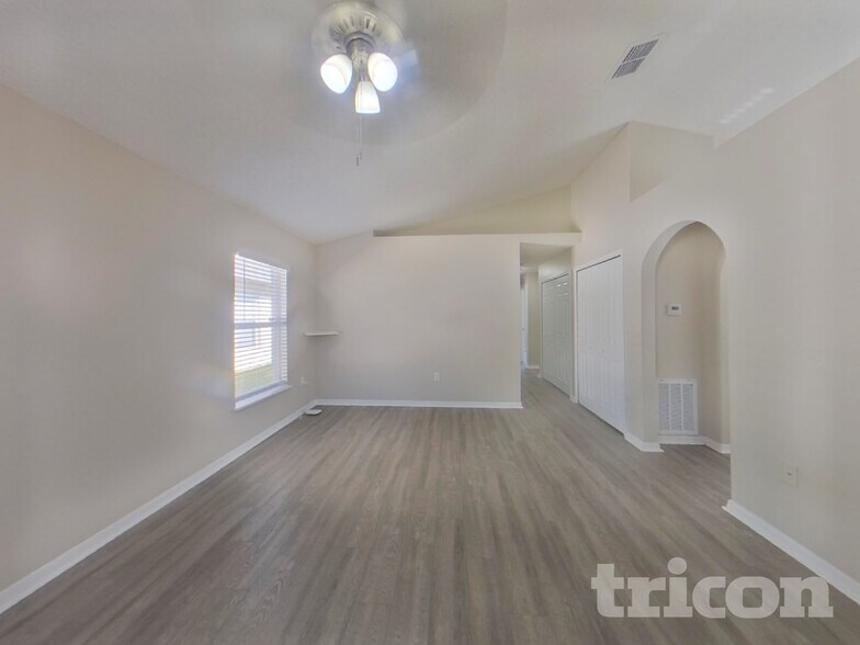 Building Photo - 6406 Tabogi Trail