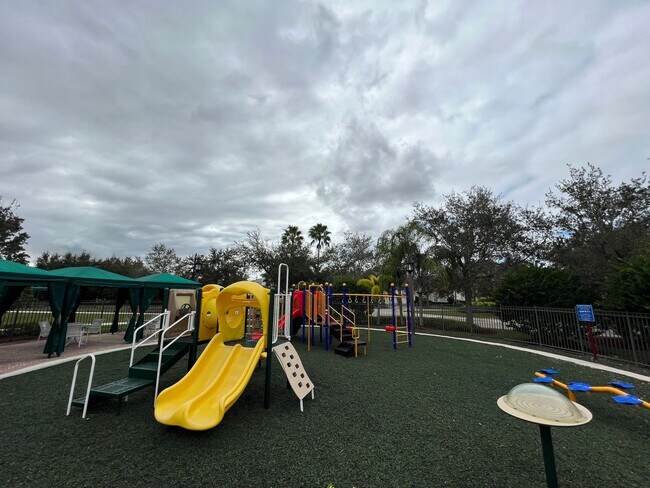 Building Photo - Luxury Living in a Gated Community – Modern 2-Bed Home with Premium Amenities!