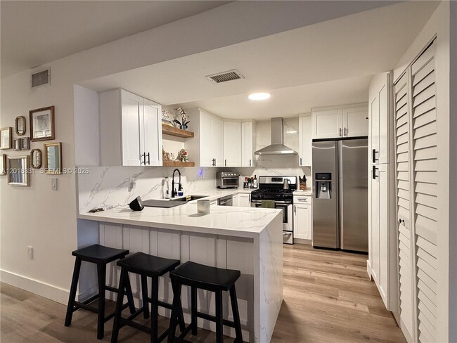 Building Photo - 6517 SW 116th Pl
