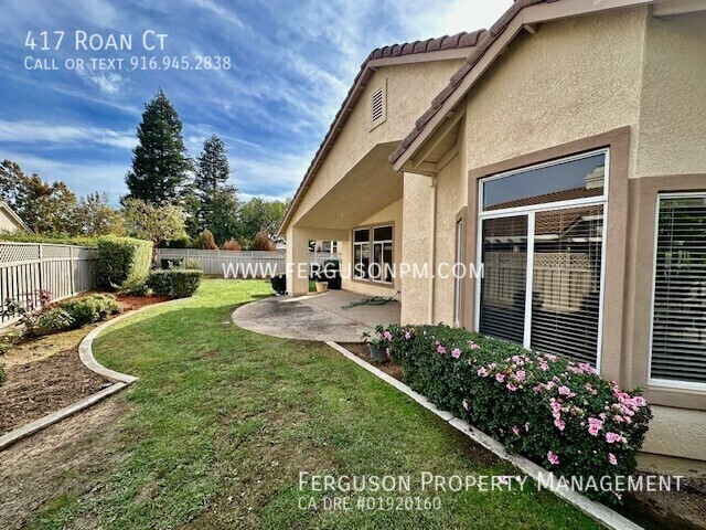 Building Photo - Gorgeous Rosetree Model with a Large Backyard