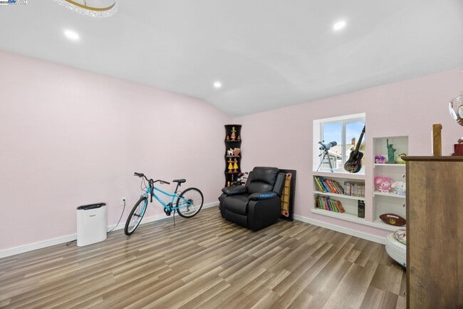 Building Photo - 19695 Bernal St