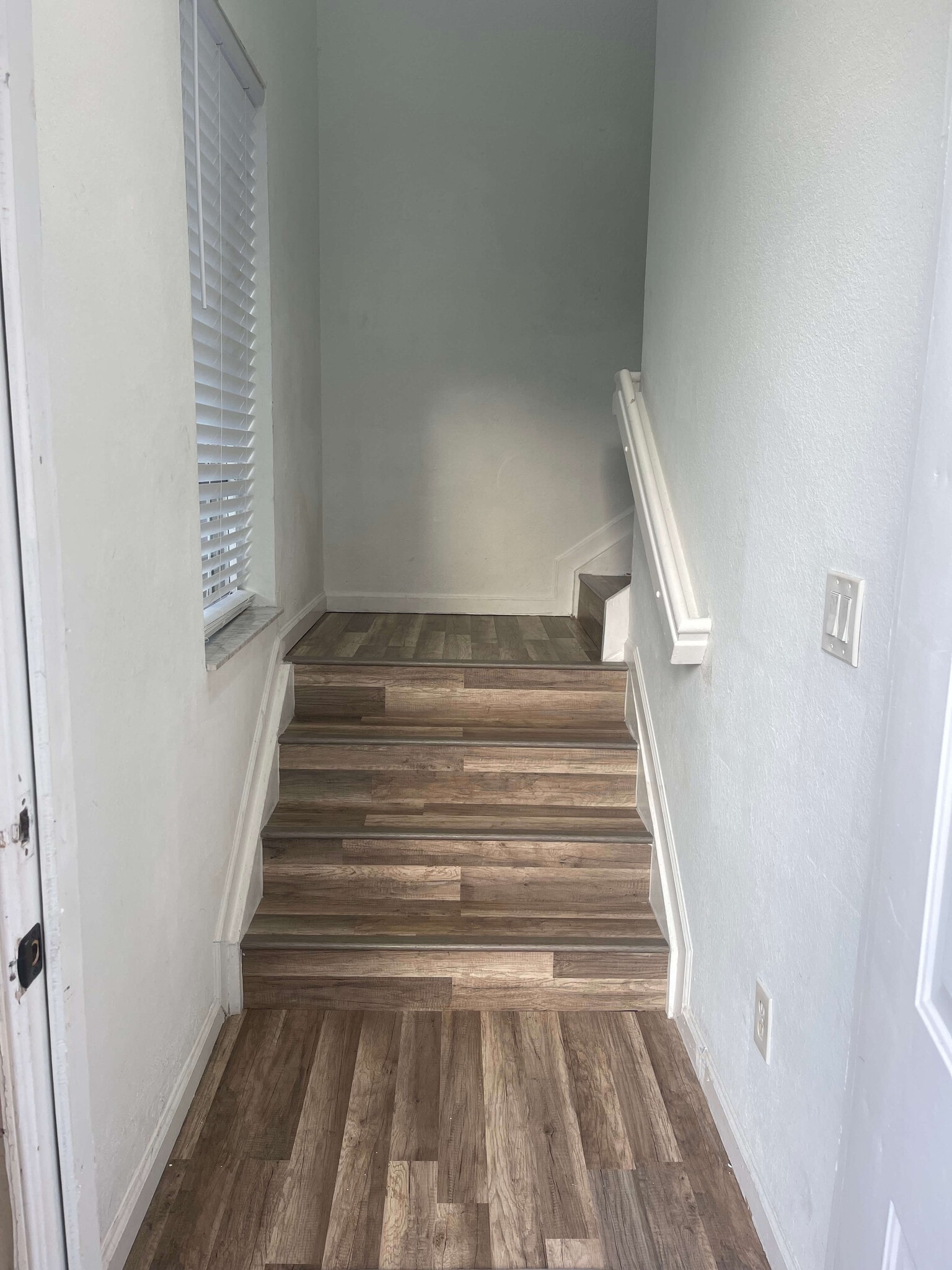 Building Photo - 1955 Marsh Harbor Dr