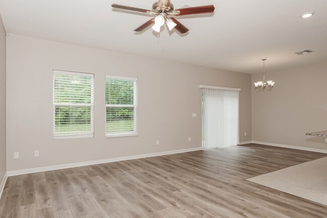 Building Photo - 1088 Cades Cv Wy