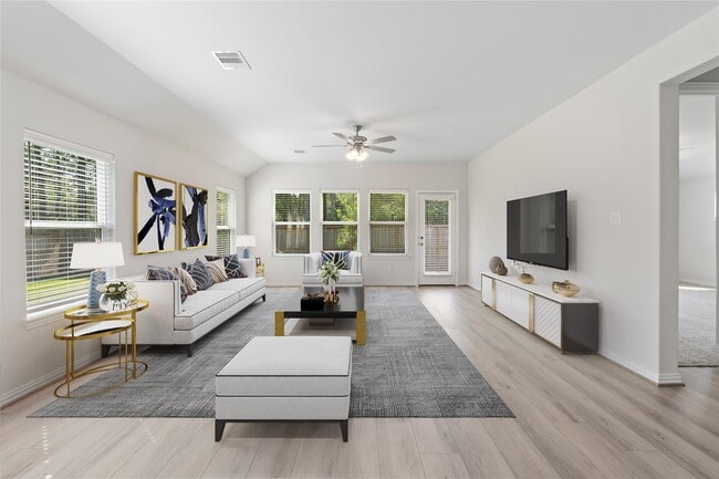 Building Photo - 106 Violet Carson Ct