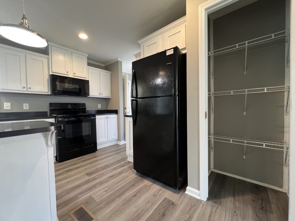 Building Photo - 158 Sugar Maple Dr