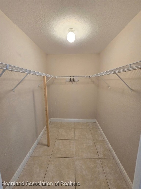 Building Photo - 6491 Orduna Dr