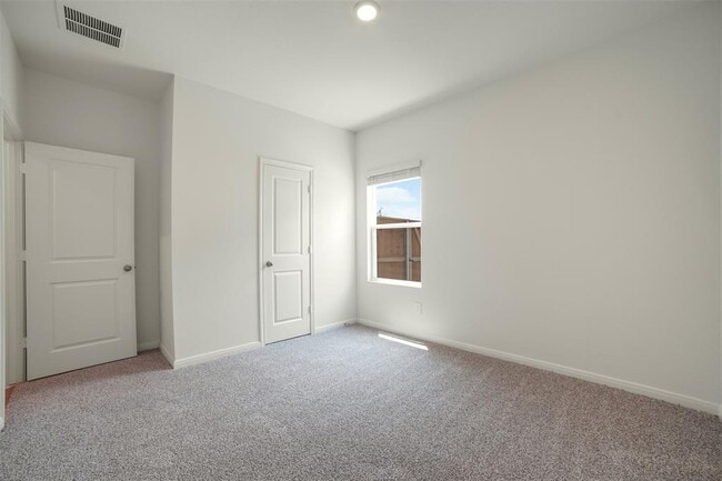 Building Photo - 313 LAS LOMAS Dr