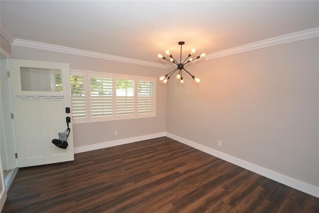 Building Photo - 3006 Vine St