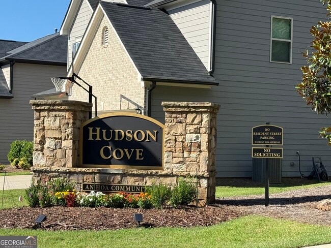 Building Photo - 315 Hudson Chase Ct