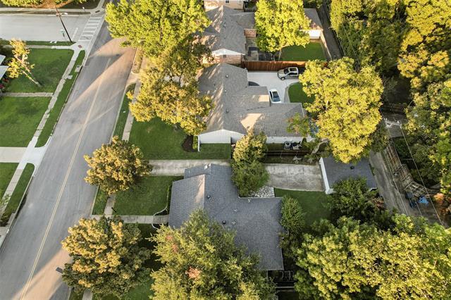 Building Photo - 6848 Town N Dr