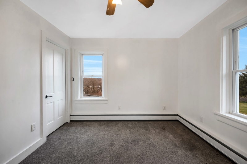 Building Photo - 325 S Keyser Ave