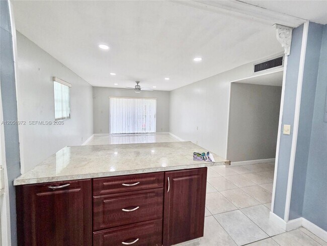 Building Photo - 4159 NW 90th Ave