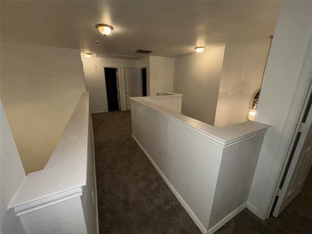 Building Photo - 1005 Leoti Ln