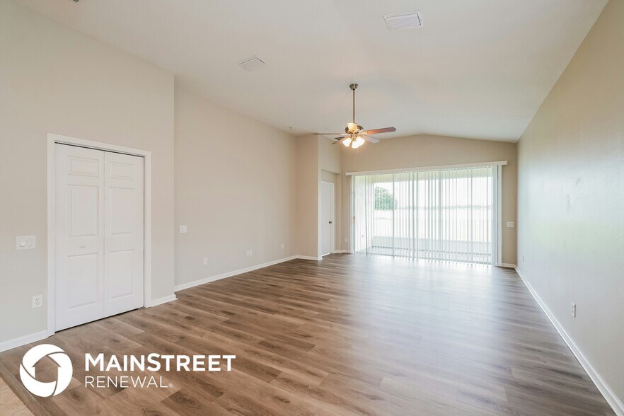 Building Photo - 521 Painted Leaf Dr