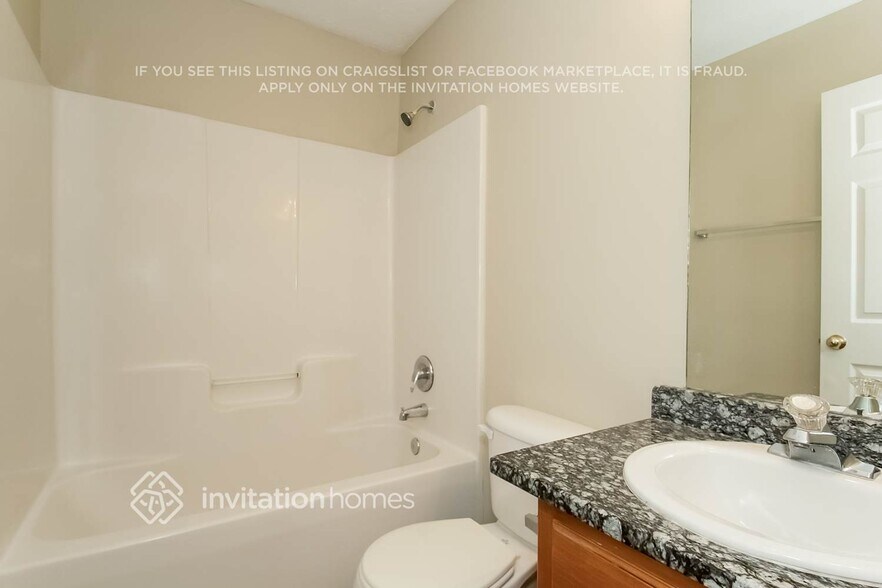 Building Photo - 516 Shaggy-Hickory Tr