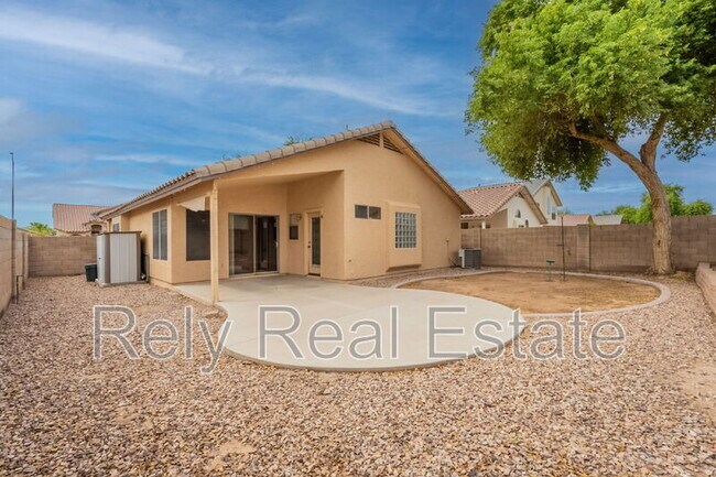 Building Photo - 12568 W Almeria Rd