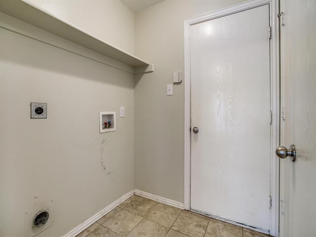 Building Photo - 129 Lipan St