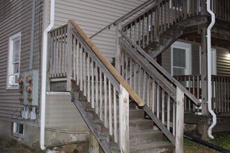 Building Photo - 24 James St